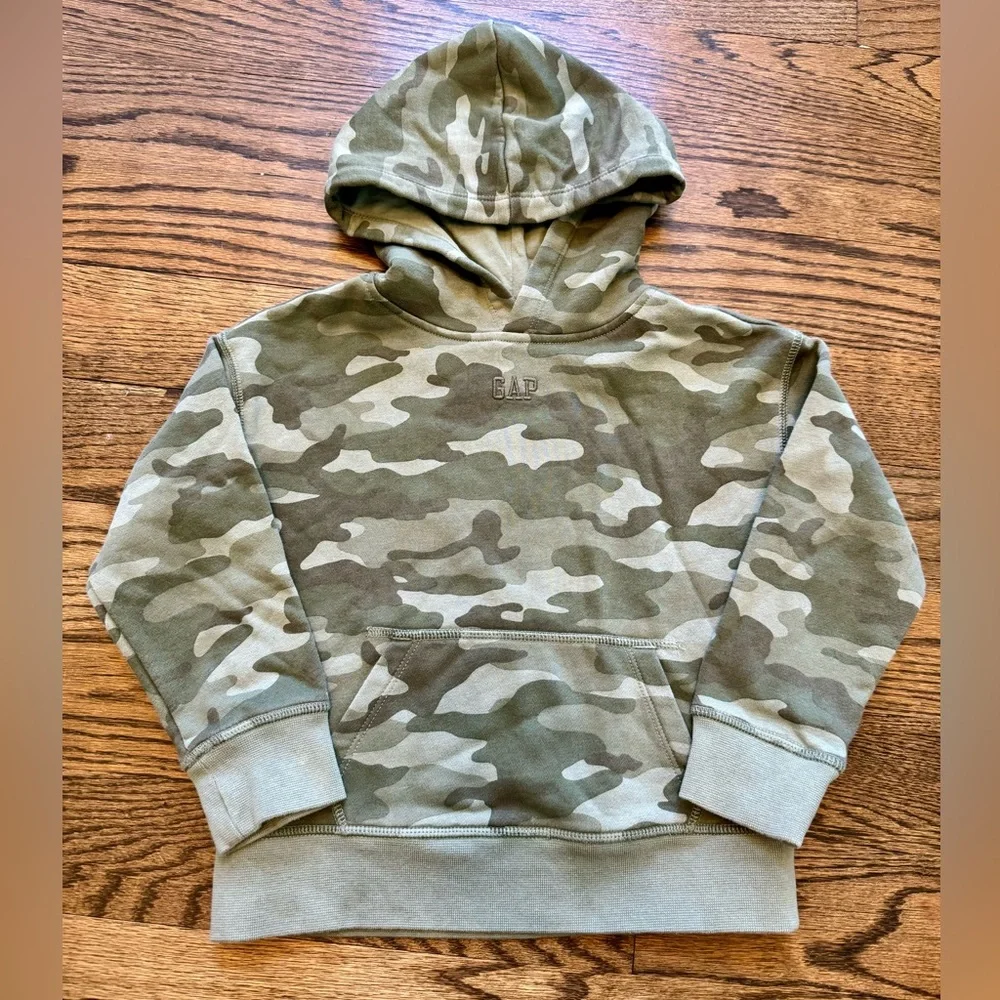 Gap Kids Green Camo Hoodie XS 4-5 Camouflage Pullover Sweatshirt